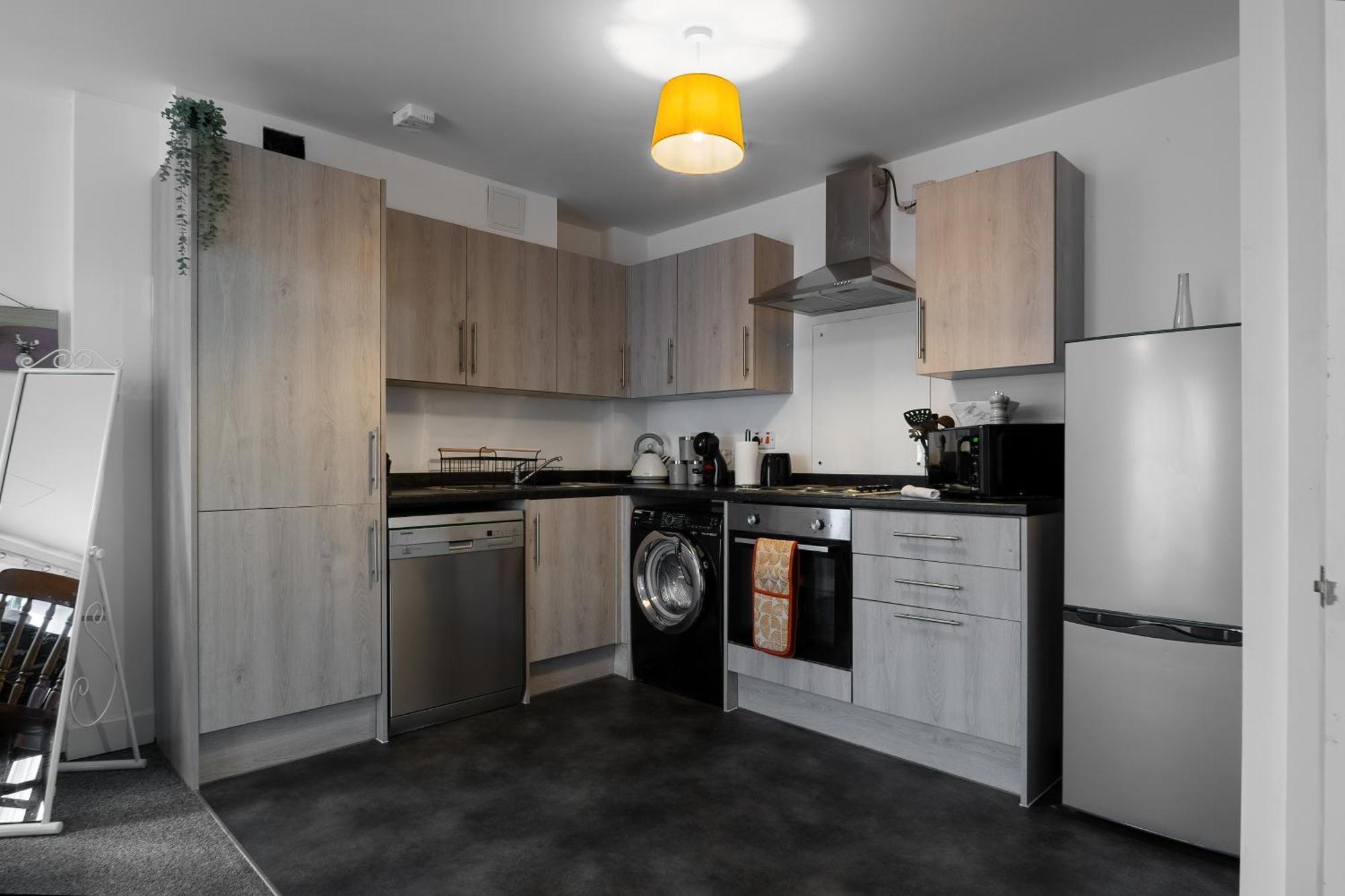 Livestay-New Private Apartment Building Minutes From Heathrow Slough Exteriér fotografie