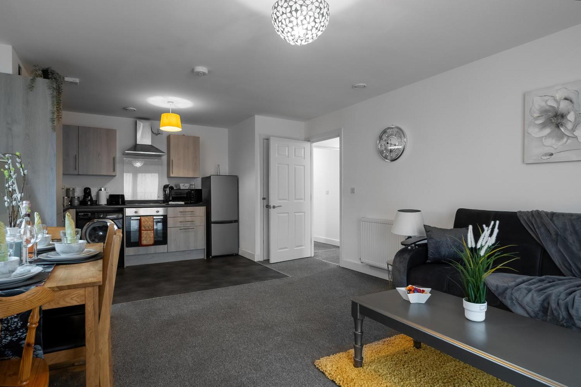 Livestay-New Private Apartment Building Minutes From Heathrow Slough Exteriér fotografie