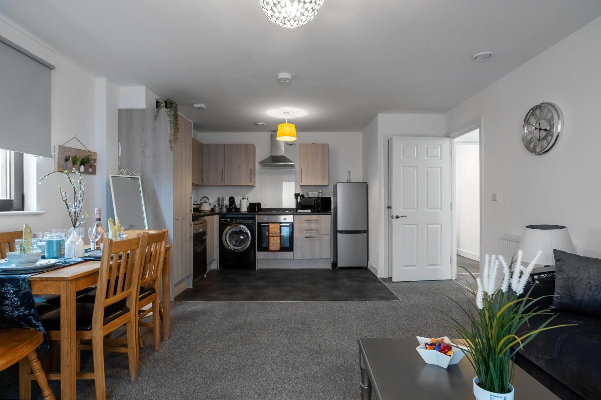 Livestay-New Private Apartment Building Minutes From Heathrow Slough Exteriér fotografie