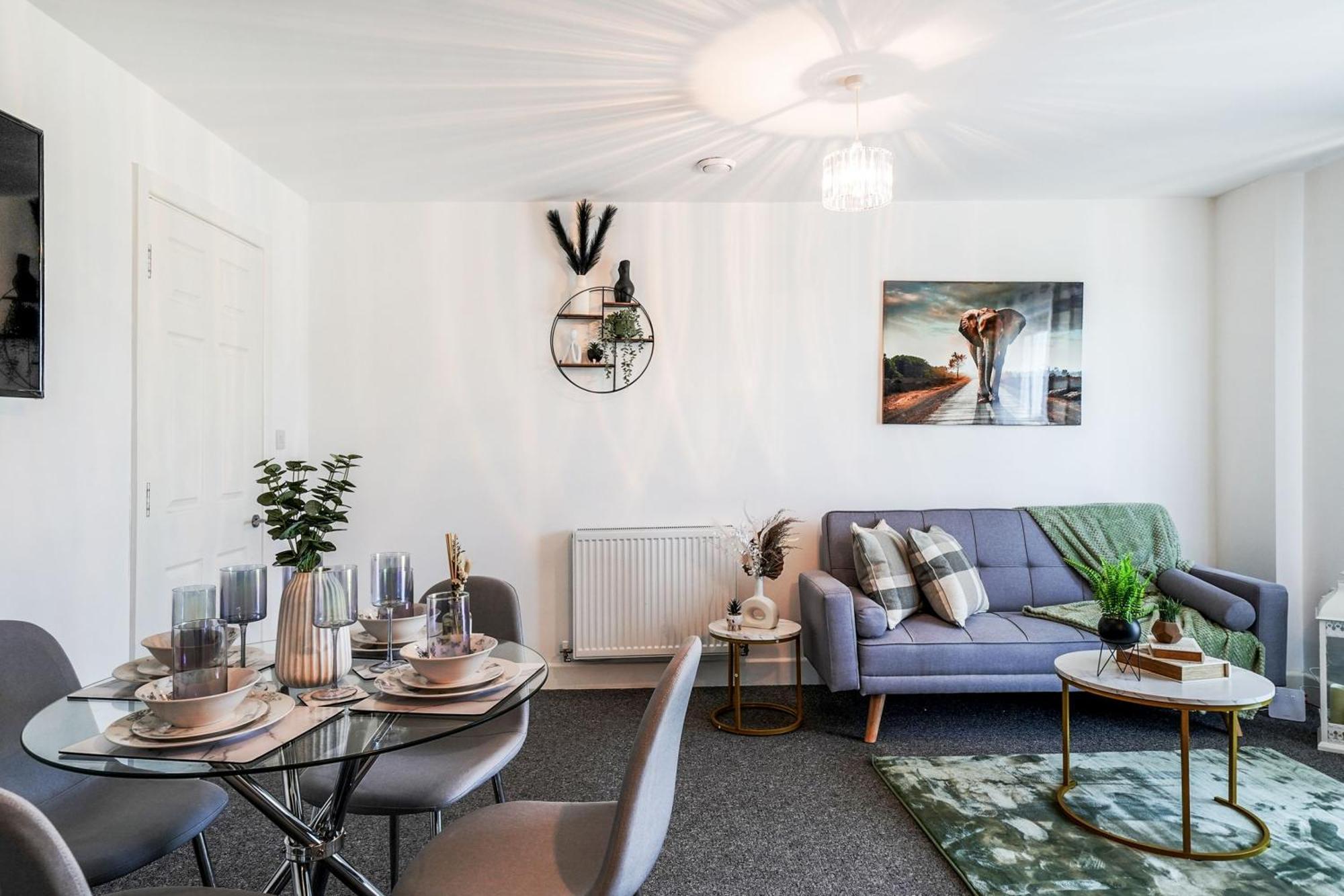 Livestay-New Private Apartment Building Minutes From Heathrow Slough Exteriér fotografie